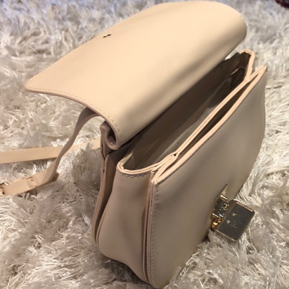Small Nude Crossbody - Picture 3 of 4